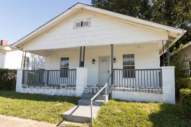2009 Walker Ave in Chattanooga, TN - Building Photo