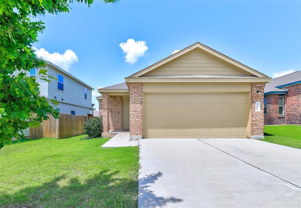 516 Circle Wy in Jarrell, TX - Building Photo