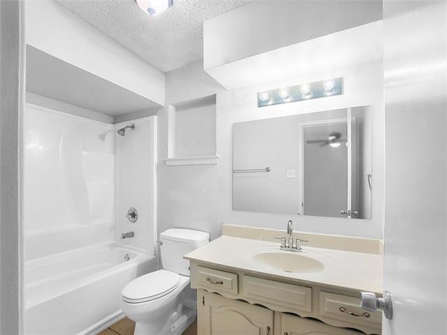 110 Bailey Dr in Desoto, TX - Building Photo - Building Photo