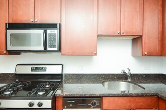 628 W Wrightwood Ave in Chicago, IL - Building Photo - Building Photo