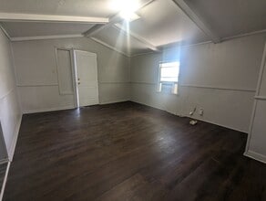 2001 W Dr Martin Luther King Jr Blvd in Texarkana, TX - Building Photo - Building Photo