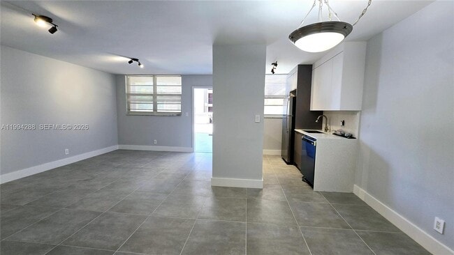 1811 Jefferson St in Hollywood, FL - Building Photo - Building Photo