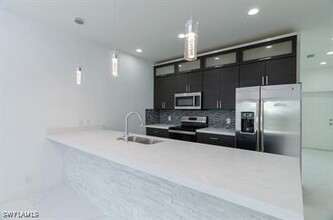 260 SW 3rd Terrace in Cape Coral, FL - Building Photo - Building Photo