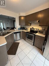 104 McMonies Dr in Hamilton, ON - Building Photo - Building Photo