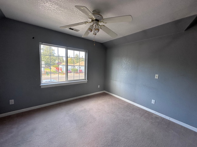3100 SE 122nd Ave