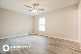 4585 Bathfeld Rd in North Port, FL - Building Photo - Building Photo
