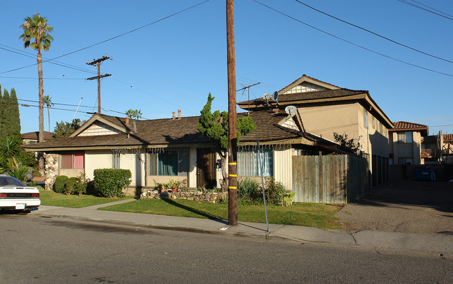 10571 Paloma Ave in Garden Grove, CA - Building Photo - Building Photo