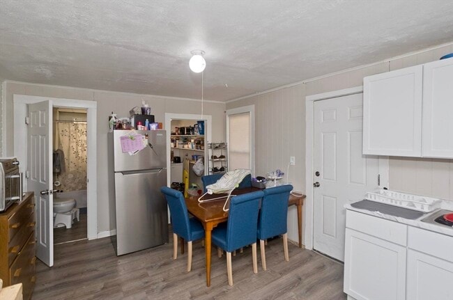 3 St Paul St in Westfield, MA - Building Photo - Building Photo