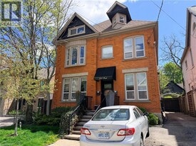 281 Park St S in Hamilton, ON - Building Photo