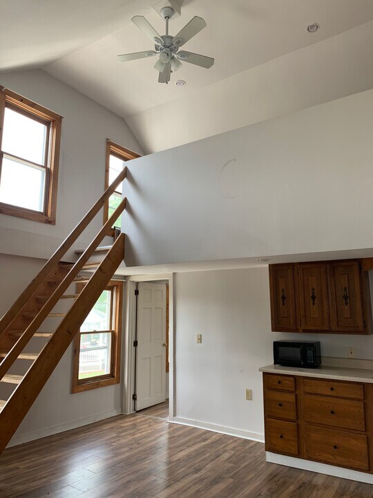 24 Main St-Unit -1 in Jaffrey, NH - Building Photo