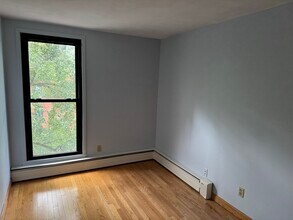 8 Juniper St, Unit 16## in Brookline, MA - Building Photo - Building Photo