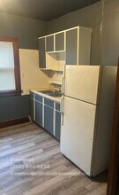 3046 E 130th St in Cleveland, OH - Building Photo - Building Photo