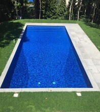 17 Hillside Rd in Southampton, NY - Building Photo - Building Photo