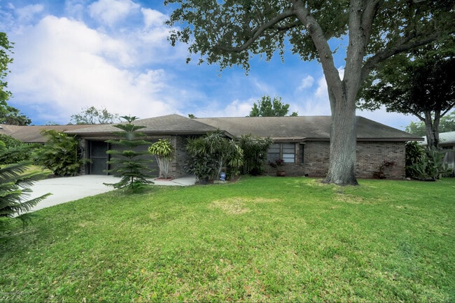 property at 1068 Pineapple Ave NE