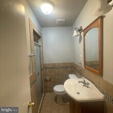 764 S 4th St in Philadelphia, PA - Building Photo - Building Photo