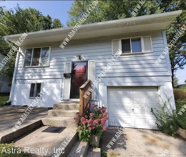 property at 9532 Booth Ave