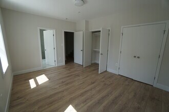 2605 11th St NW, Unit A in Washington, DC - Building Photo - Building Photo