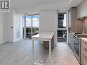 70-4670 Annie Craig Dr in Toronto, ON - Building Photo - Building Photo