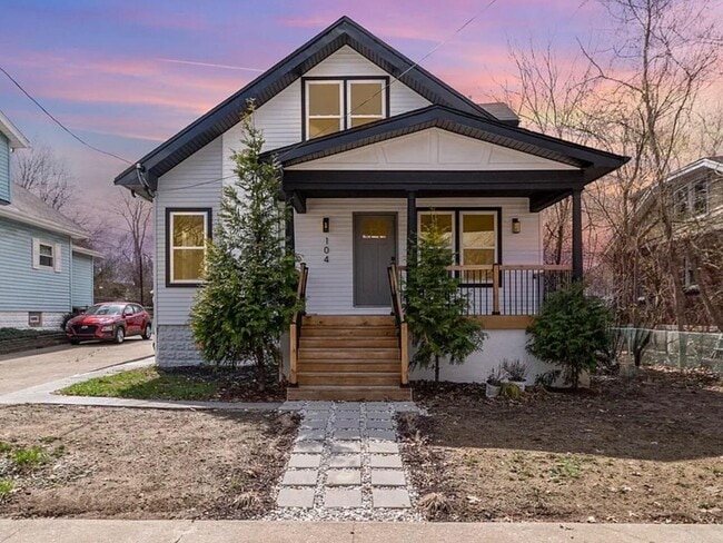 property at 104 W 1st St