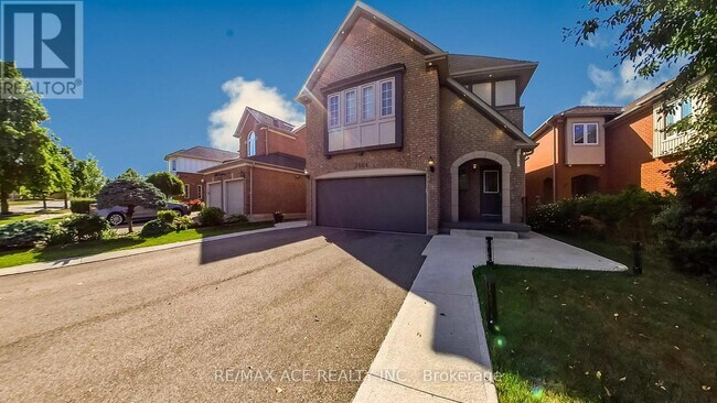2664 Castlebridge Dr in Mississauga, ON - Building Photo - Building Photo