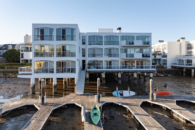 Shelter Bay Condos in Mill Valley, CA - Building Photo - Building Photo