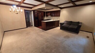 1276 Woodbridge St in St. Clair Shores, MI - Foto de edificio - Building Photo