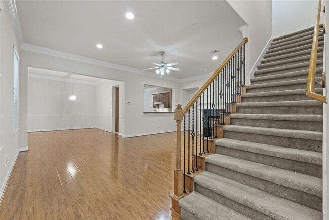 2919 Royal Oaks Grove