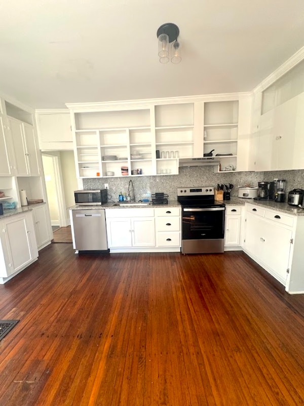 property at 1233 E Center St
