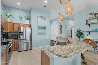 3728 Agualinda Blvd in Cape Coral, FL - Foto de edificio - Building Photo