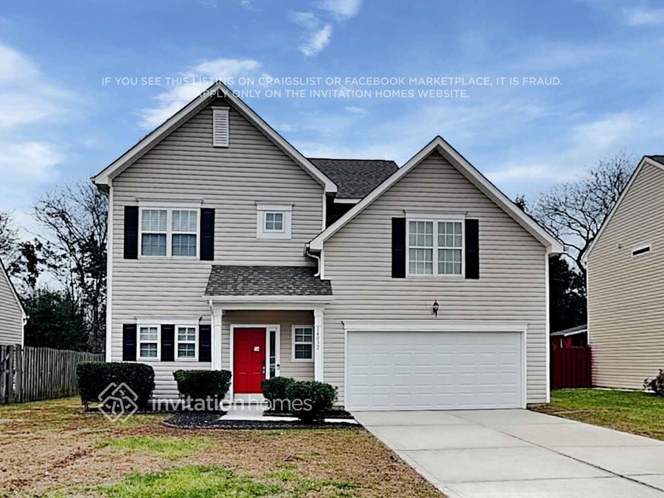 14032 McGloughlin Way Ct in Charlotte, NC - Foto de edificio