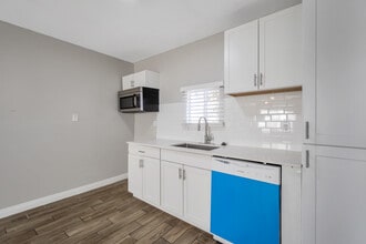 419 W 9th St, Unit C in Casa Grande, AZ - Building Photo - Building Photo