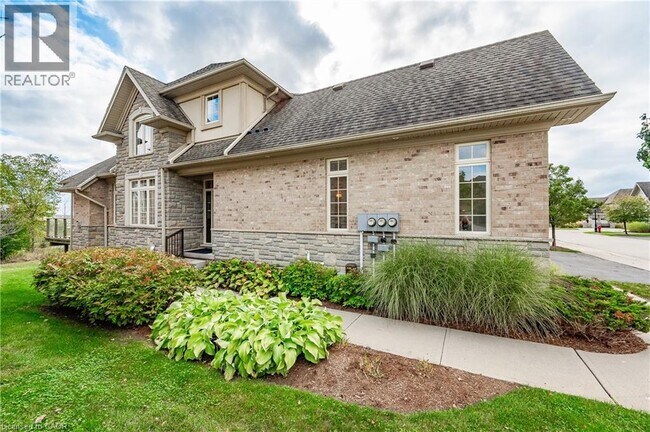 property at 875 University Ave E