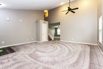 1010 Pine Ridge Way in Brownsburg, IN - Building Photo - Building Photo