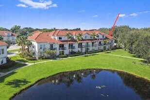 2038 Alta Meadows Ln in Delray Beach, FL - Building Photo