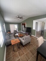 5765 Heritage in House Springs, MO - Building Photo