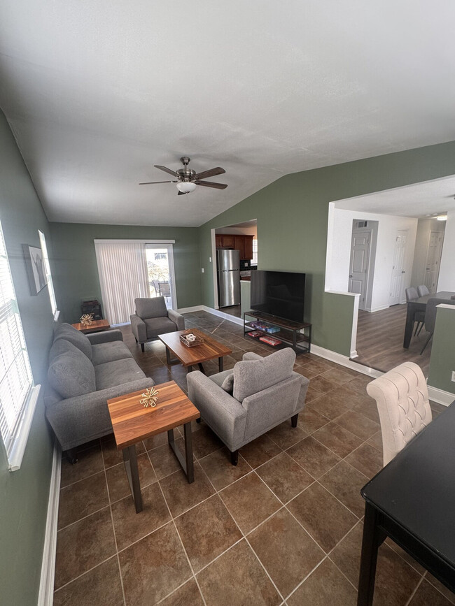 5765 Heritage-SI ID1472906P