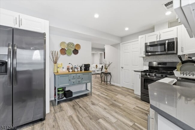 316 Evergreen Ave in Bound Brook, NJ - Building Photo - Building Photo