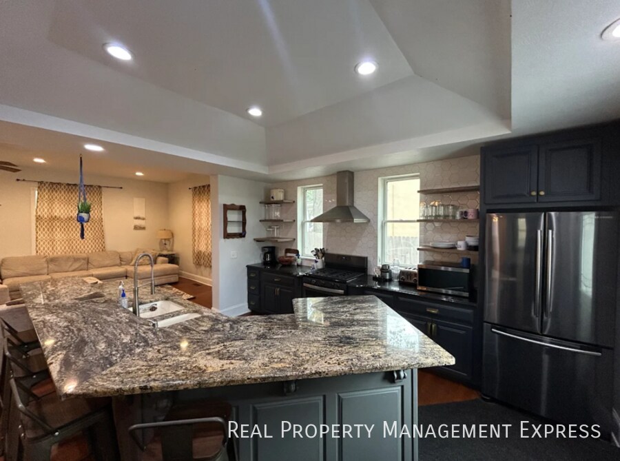 Beautiful 5 Bedroom 3.5 Bath Home in Sioux Falls, SD - Building Photo