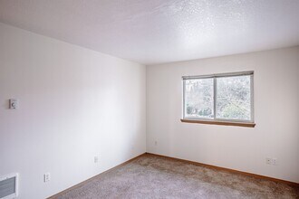 Ridgeview Terrace in Portland, OR - Foto de edificio - Interior Photo