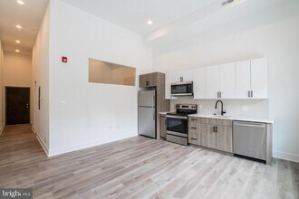 1420 Point Breeze Ave in Philadelphia, PA - Building Photo - Building Photo