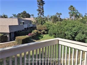 810 Regal Rd in Encinitas, CA - Building Photo - Building Photo