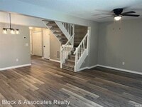 301 Glencoe Dr photo'