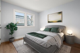 167 Charles St, Unit 4 in Waltham, MA - Building Photo - Building Photo