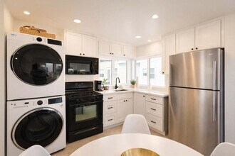 817 Vanitie Ct, Unit SI FL2-ID1520898P in San Diego, CA - Foto de edificio - Building Photo