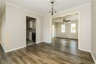 5801 Abercorn Dr in Orlando, FL - Building Photo - Building Photo
