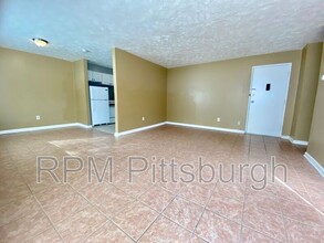 129 Baywood Ave in Pittsburgh, PA - Building Photo - Building Photo