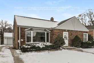 4633 W 97th Pl in Oak Lawn, IL - Building Photo - Building Photo