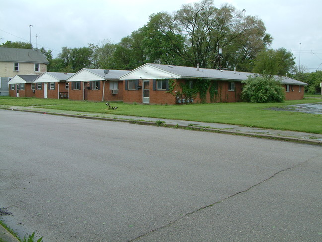 283-287 Hunter Ave in Dayton, OH - Building Photo - Building Photo