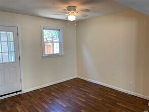 549 E Chester St in Long Beach, NY - Building Photo - Building Photo