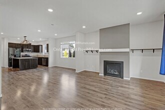 16130 NW Reliance Ln in Portland, OR - Building Photo - Building Photo